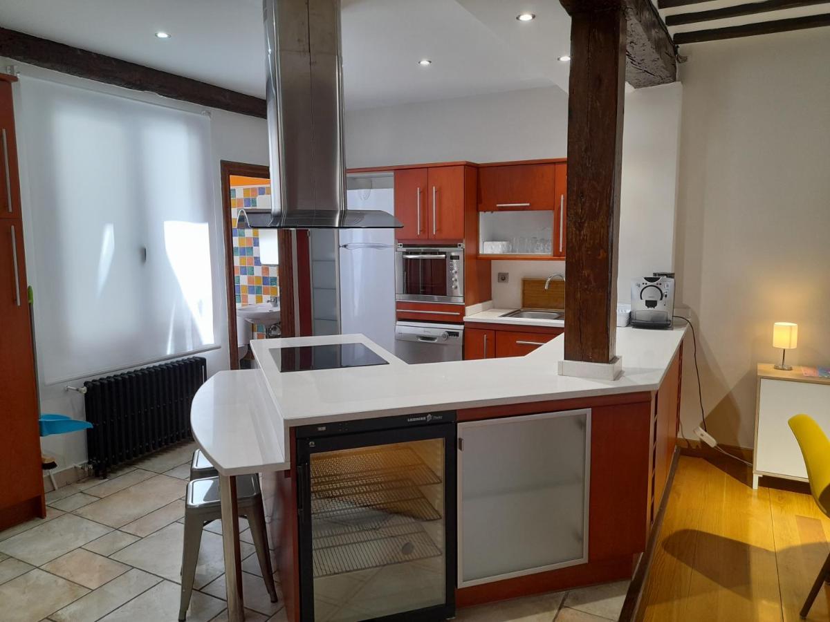 Апартаменты Urban Loft La Galeria Логроньо Экстерьер фото